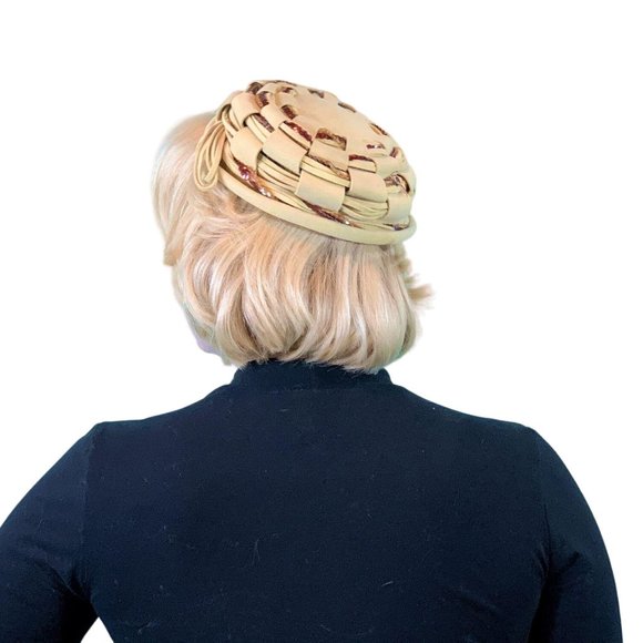 Vintage 1950s Sequin Beret Hat Tan Round Cap - Picture 4 of 10